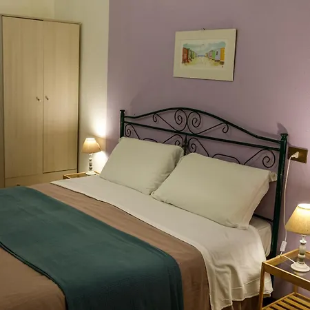Onlyrooms Iii - Real Center Penzion Cagliari