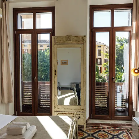 Onlyrooms Iii - Real Center Πανσιόν