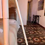 Onlyrooms Iii - Real Center Affittacamere 3*