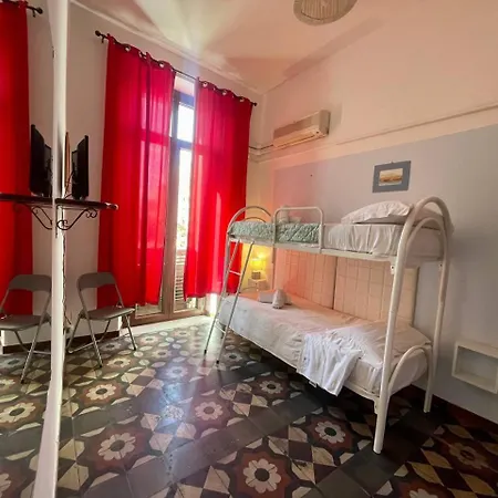 Onlyrooms Iii - Real Center 3*
