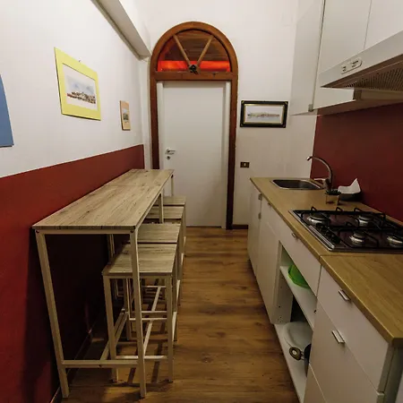 Onlyrooms Iii - Real Center