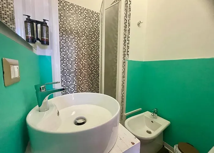 Onlyrooms Iii - Real Center Guest house 3*